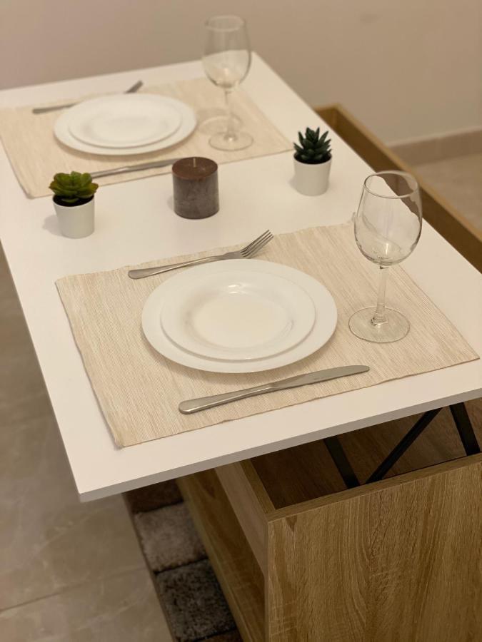Studio Refait A Neuf, Proche Promenade Des Angais Niceアパートメント エクステリア 写真
